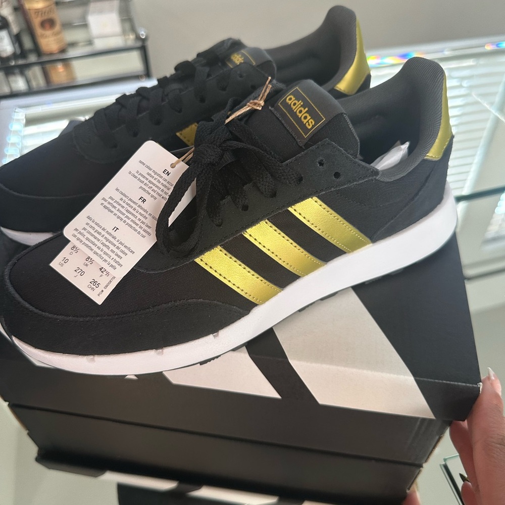 adidas (WMNS) Run 60s 2.0 'Black Gold' size 10